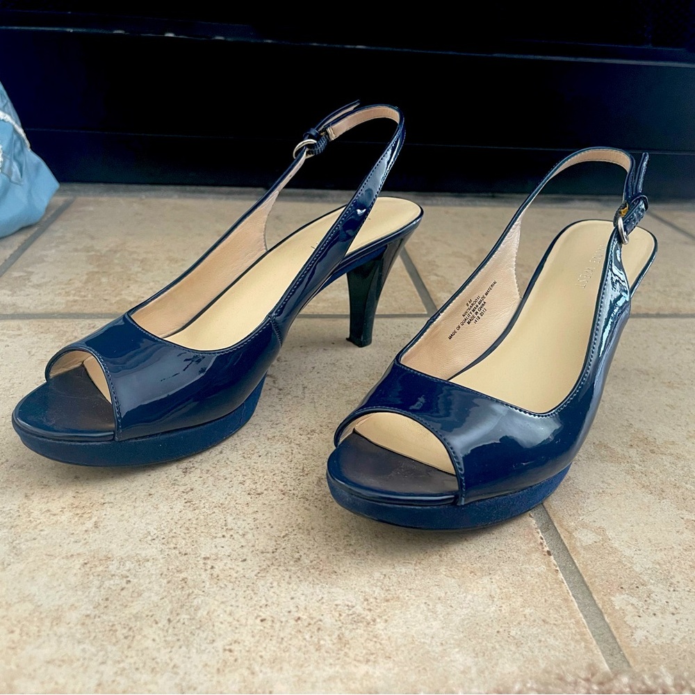 Nine West navy blue platform heels size 8